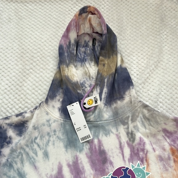 Urban outfitters tie-dye hoodie, size M - Picture 4 of 9